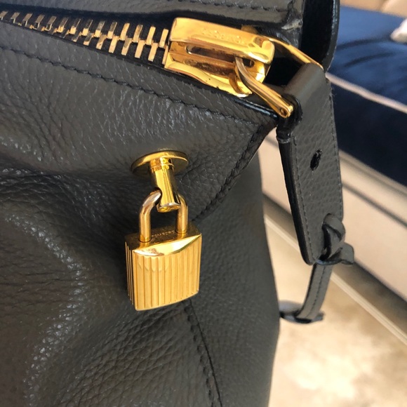 💗TOM FORD💗 graphite taupe handbag - Picture 6 of 8